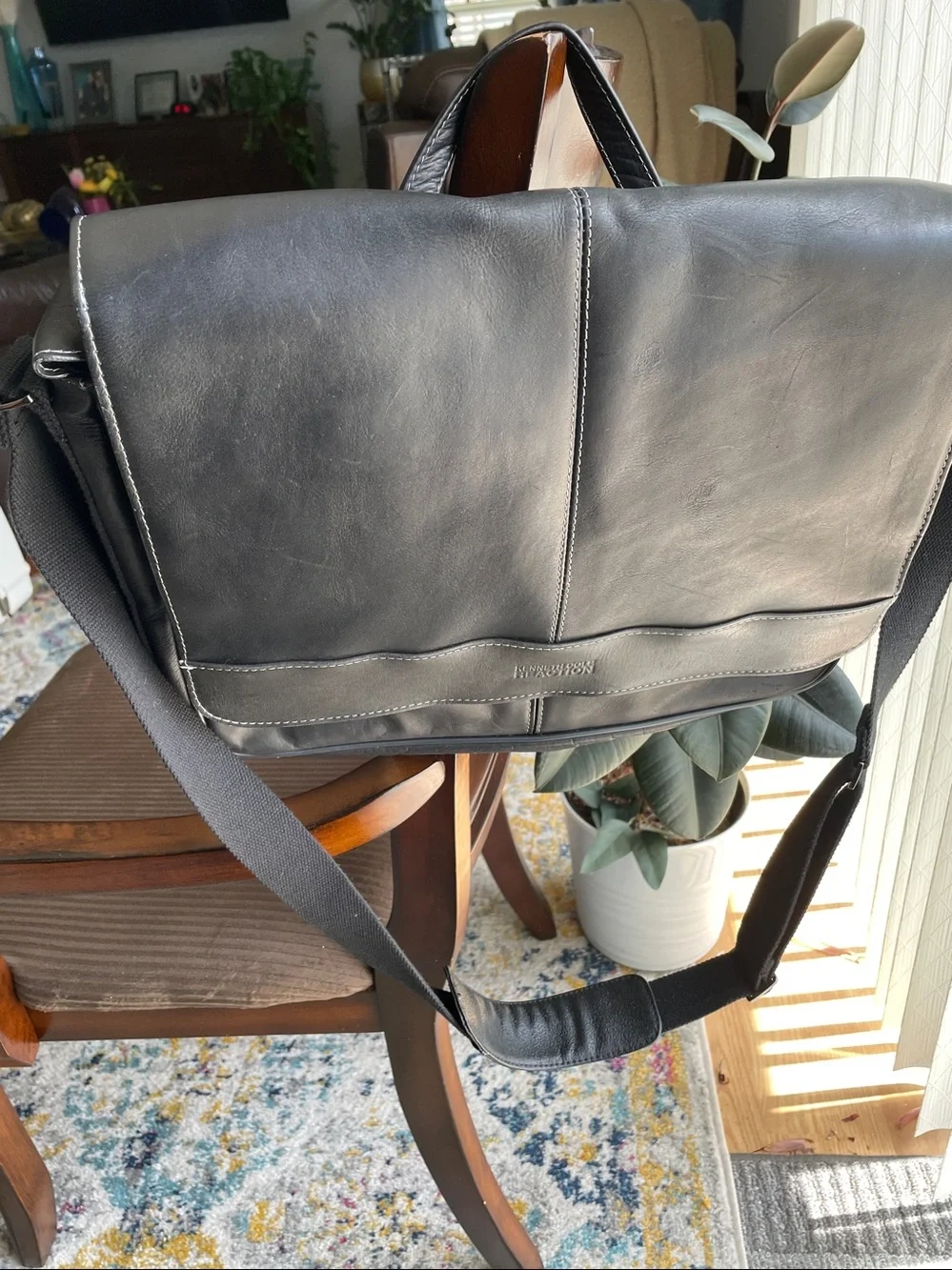 Kenneth Cole Reaction Black Leather Messenger with Adjustable Strap
